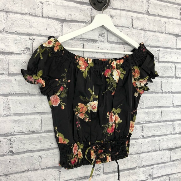 ‼️ SALE ‼️ Off-the shoulder top - Picture 3 of 3